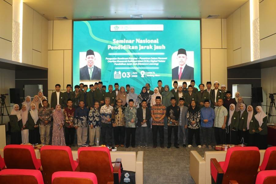 PJJ S2 PAI Perluas Jejaring Akademik melalui Seminar Nasional Penguatan Kemitraan Kampus-Pesantren